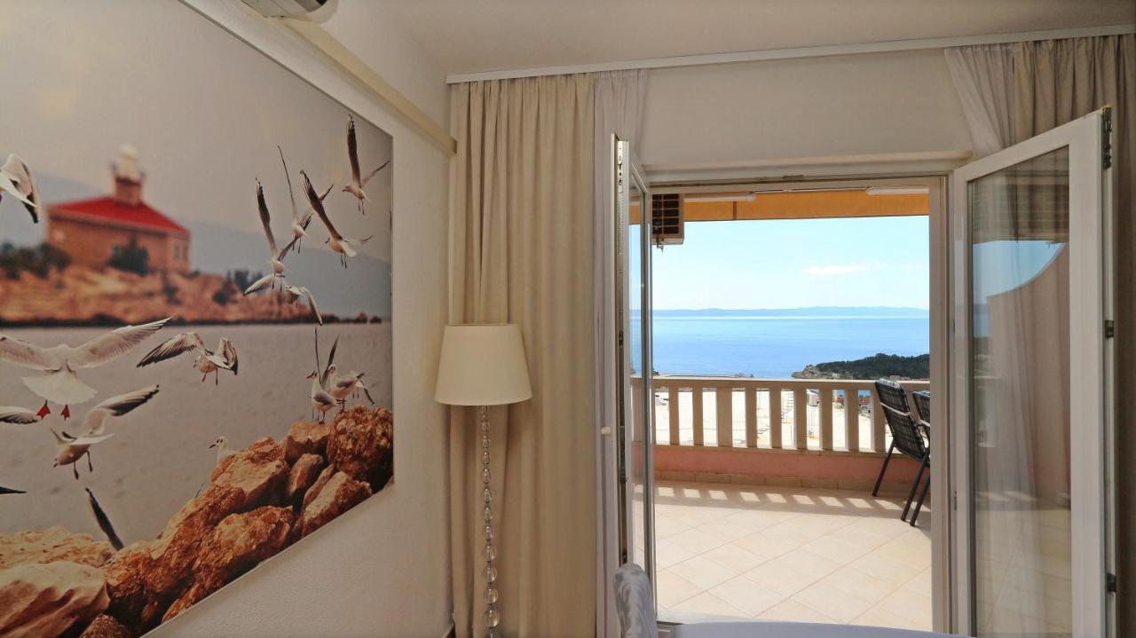 Apartments Emilija Makarska Exterior photo